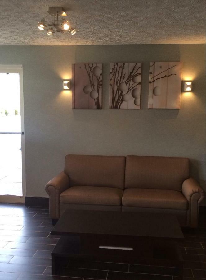 Boarders Inn & Suites By Cobblestone Hotels - Ashland City Zewnętrze zdjęcie